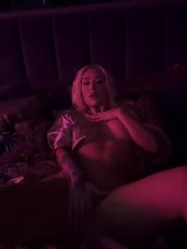 Iggy Azalea paid video on onlyfans has been leaked so hot!!!