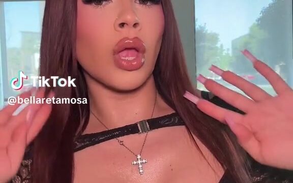 Bella Retamosa leaked video showing off her big breasts!!!